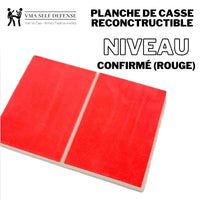 Planche de casse en plastique dur rouge pour un niveau confirmé dans la pratique des arts martiaux. Reconstructible et réutilisable.