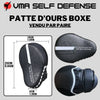 Patte d'ours boxe : incurvée noir et blanche avec forte densité et scratch de fixation. Dimension de 18 cm x 25 cm x 5 cm
