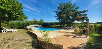Lieu du stage d'arts martiaux à Tournonzen : Vue de la piscine