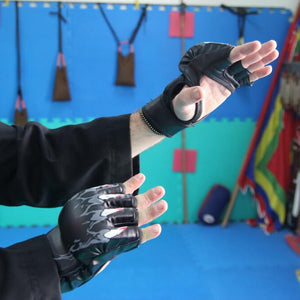 Gants de MMA noir, gris et blanc pour homme et femme