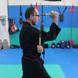 Nunchaku combat en bois artisanal pour la pratique des arts martiaux 